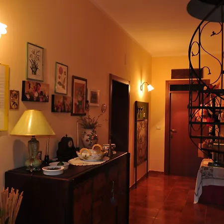 Isola Dei Calanchi Hotel *