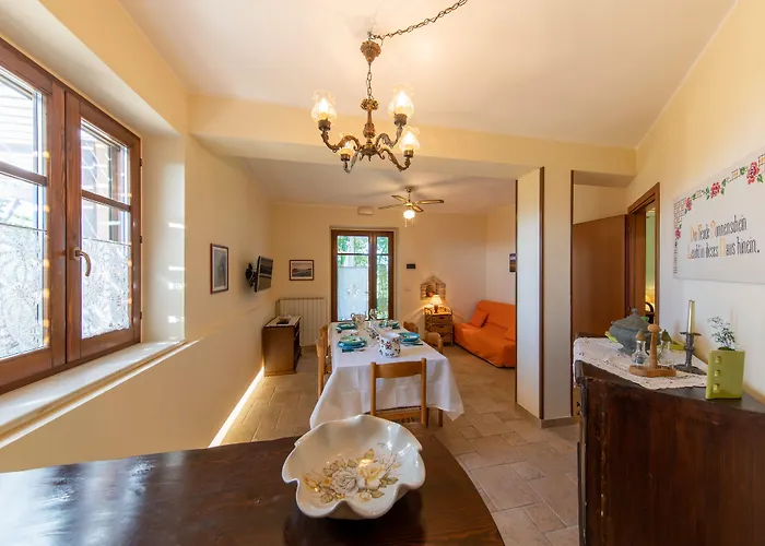 Isola Dei Calanchi Отель Атри